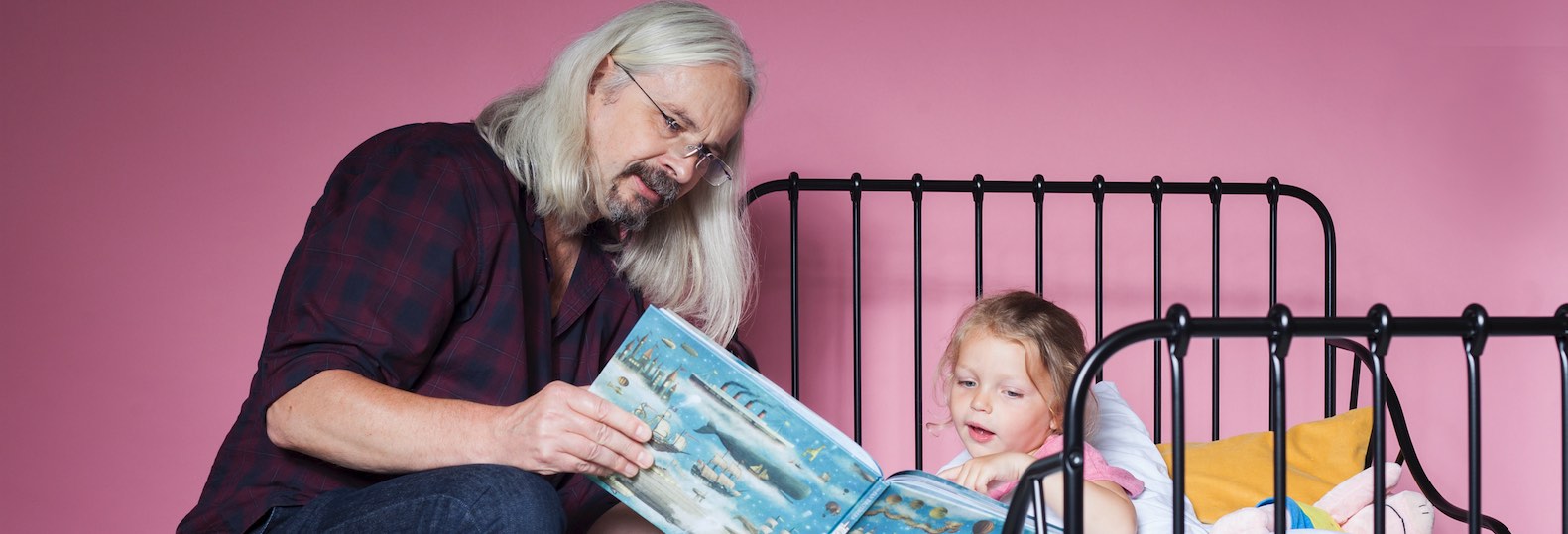 Wat vinden opa's en oma's het belang van (voor)lezen?