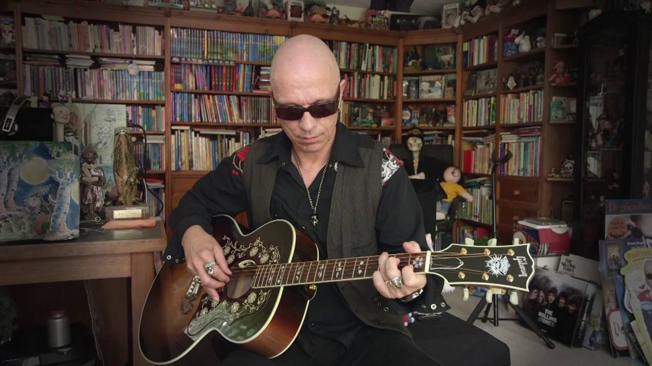 Dolfje Weerwolfje - Paul van Loon - Kinderboeken.nl